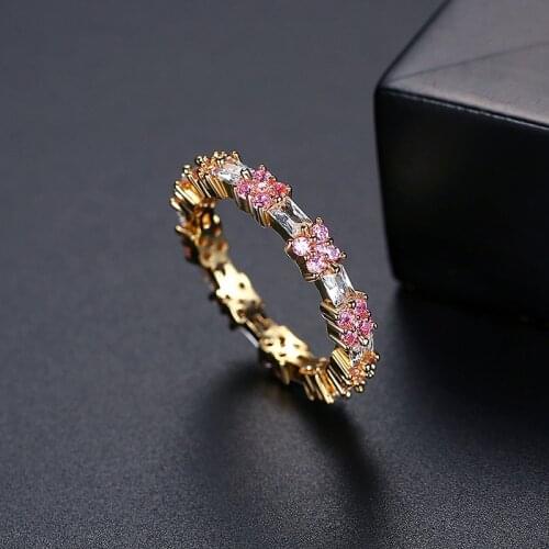 Cute Female Pink White Crystal Stone Ring Charm Gold Silver Color Wedding Rings For Women Dainty Flower Zircon Engagement Ring