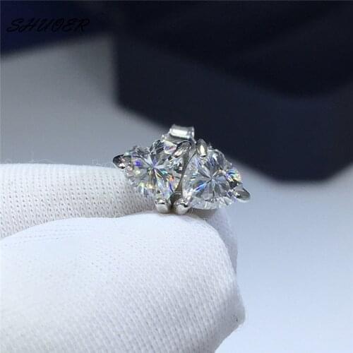 Classic 925 Sterling Silver Brilliant Heart Cut 0.5 Carat Pass Diamond Tester D Color Moissanite Stud Earrings for Women Wedding