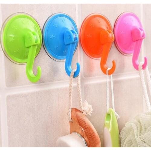 1 Pcs Plastic Vacuum Sucker Hook Kitchen Bathroom Clothes Coat Wall Suction Cup Hanger Color Random