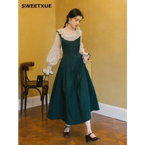SWEETXUE Retro Womens 2-PieceSet Cute Round Neck Flared Sleeve Top + Green Strap Skirt Elegant Temperament Ladies Suit