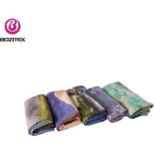 RIGHT printed microfiber towel for beach
