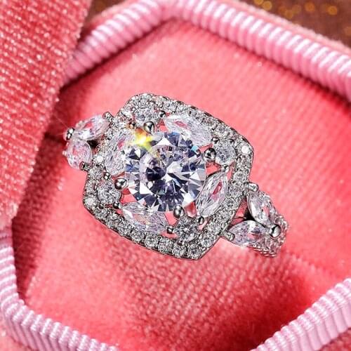 YSDDLJG Fashion Womens Engagement Wedding Rings Dazzling White Cubic Zirconia Rings Fashion Wedding Jewelry Gift