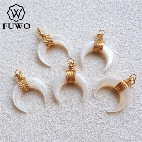 FUWO Small Crescent Moon White Shell Pendants With Brass Wire Wrap Tiny Mother of Pearl Supplies For Chokers PD560 20mm