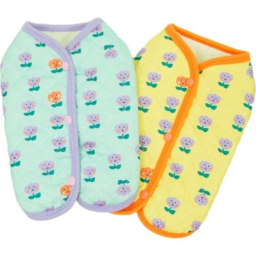 Flower Print Dog Coat Warm Vest Jacket Winter Padded Dog Clothes Cute Cat Hoodie Overcoat Yellow Green Pet Clothing Dog Apparel