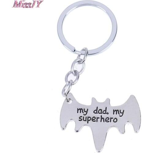 1Pc "My Dad My Superhero" Bat Shape Keychain Daddy Key Rings Gift For Dad Fathers Day,Father Key Chain Cars Bags Accessories