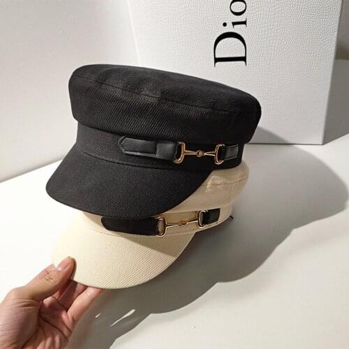 The new spring and autumn season is Beret hat lady fashion Korean version of the British fashion style retro face thin woolen oc