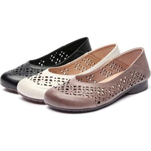 2021 New Summer Square Toe Loose Comfortable Sandals Genuine Leather Hollow Sandals Flat Soft Sole Women Shoes Casual Sandals