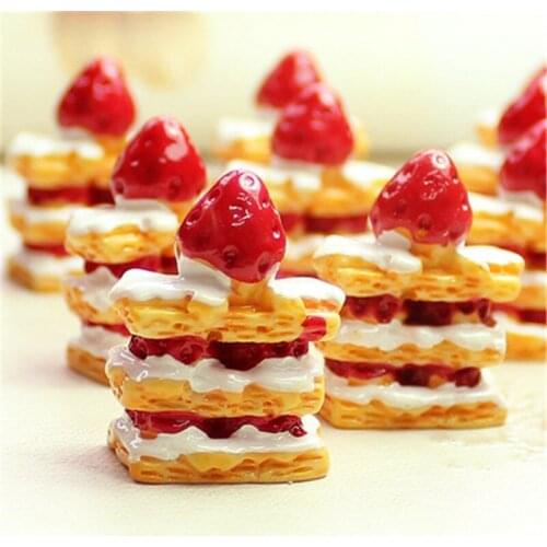 6pcs 20*25mm Kawaii 3D Resin Strawberry Cake Charms Pendants For DIY Simulation Food Earring Keychain Fashion Jewelry Accessory