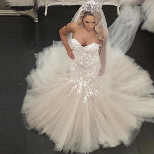 Lceland Poppy Sexy Mermaid Wedding Dresses 2020 Plus Size Strapless 3D Flowers Sleeveless Chapel Train Tulle Bridal Dress