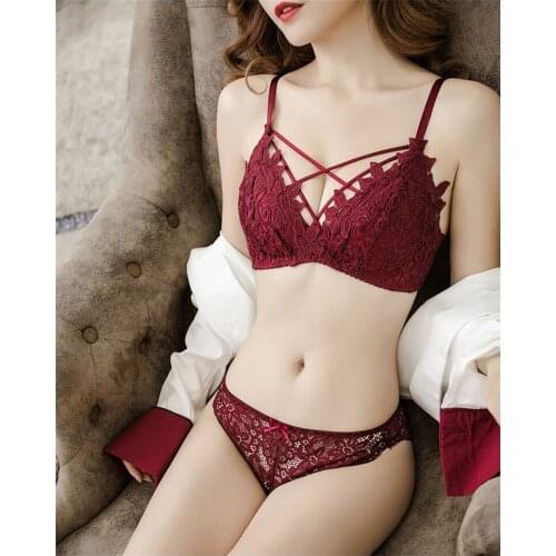 Sexy red lenceria underwear girl suit no steel ring small chest gathered bra lace no trace lingerie lace underwear christian bra