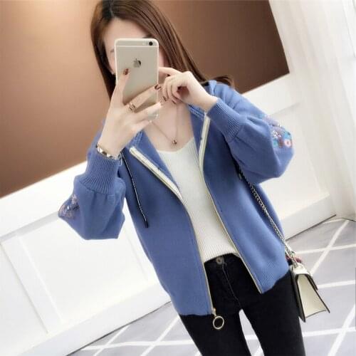 Embroidered knitted jacket, Korean zipper, long sleeved baseball suit, 2019 autumn Womens short sweater, cardigan