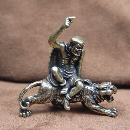 Vintage Brass The Eighteen Arhat Riding Tiger Buddha Statue Desktop Ornaments Miniatures Figurines Crafts Home Feng Shui Decors