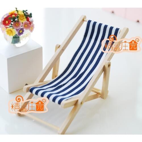 G05-X4310 children baby gift Toy 1:12 Dollhouse mini Furniture Miniature rement wooden Folding beach chair blue red color 1pcs