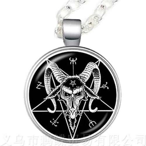Bestselling Wiccan Locket Necklace Vintage Pentacle Wicca Glass Cabochon Locket Pendant Occult Charms Sweaterchain Gift Talisman