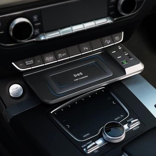 Car QI wireless charger 15w fast charger mobile phone charger charging holder charging plate for Audi Q5 SQ5 2018 2019 2020