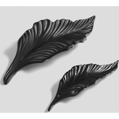 Leaf shape /Zinc alloy Door knob European Antique Furniture Handles Drawer Pulls Kitchen Cabinet black Knobs and Handles