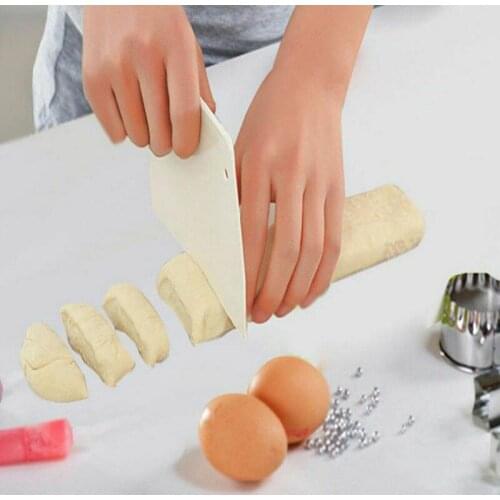 Plastic Pastry Cutter Pizza Dough Scraper Cake Spatulas Tools Fondant Sugar craft White Trapezoid Bread Baker Butter Knife