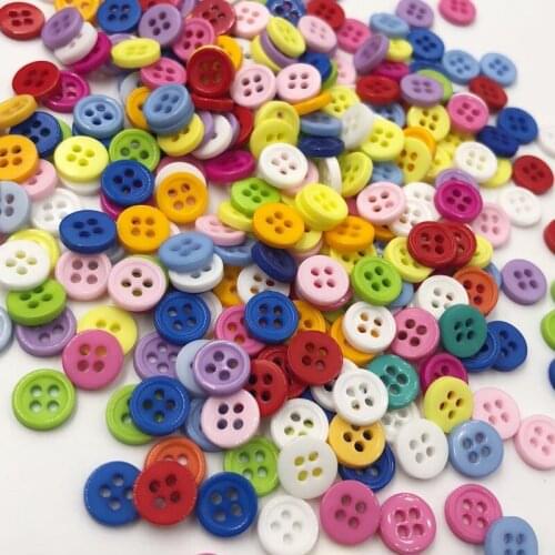100Pcs/lot 4 Holes 8mm Mixed Color Resin Sewing Buttons Scrapbooking Knopf Garment Accessories Decorative Button PT86