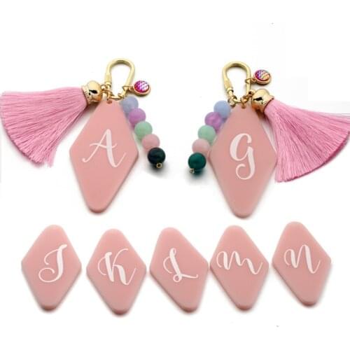 Creative Tassel Beads Custom Initial Keychain for Women 26 Letter Bag Pendant Geometric Rhombus Pink Acrylic Key Chain Ring Gift