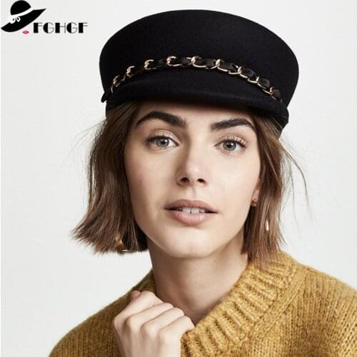 2019 New Trendy Wool Felt Cap with Chain Around Winter Women Beret Hat Black Gray Visor Military Hat Newsboy Cap Ladies