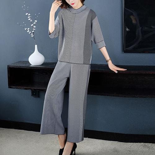Stripe Fashionable Two Piece Set Clothes For Women Knitted Large Size Womens Suit Ensemble Femme Survetement Top&pants Set