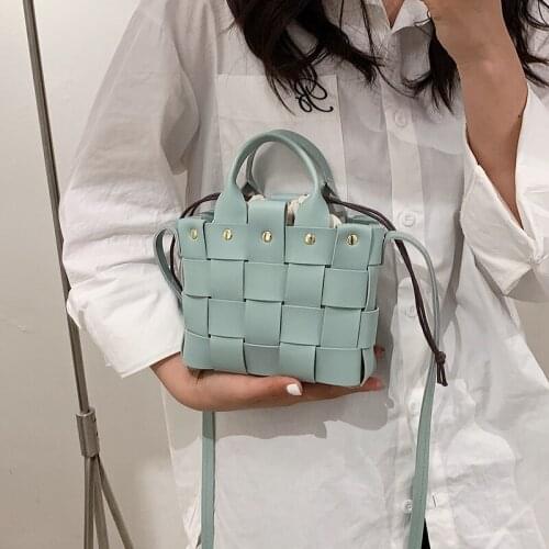 Pu Leather Weave Shoulder Bags for Women 2021 Trend Rivet Handbags Ladys Drawstring Crossbody Bag Small Top-handle Messenger Bag