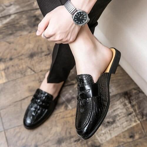 Mens Slide Flip Flops Indoor Slippers Men Italian Leather Shoes For Fashion Mens Casual Black Moccasins Trend Designer Mens