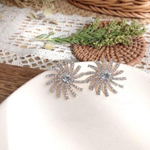 S925 Silver Needle Flashing Exquisite Gold Stud Earrings Elegant Stud Earrings for Women Piercing Earrings Jewelry