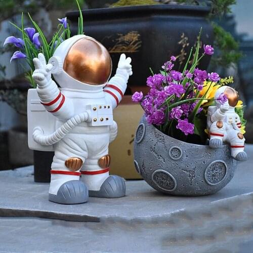 Simple Resin Astronaut Flower Pot Statue Ornaments Fengshui Garden Home room Desktop Vase Figurines Accessorie Decoration Crafts