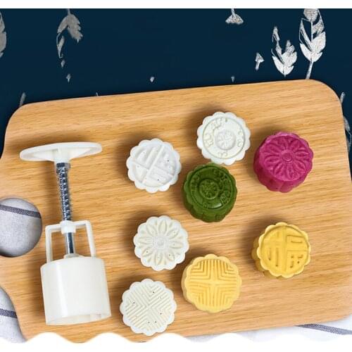 6Pcs Pattern 3D Flowers Moon Cake Decor Mold Round Mooncake Molds Bakeware Hand Press Cake Mould Pastry Mooncakes Hand DIY Tool