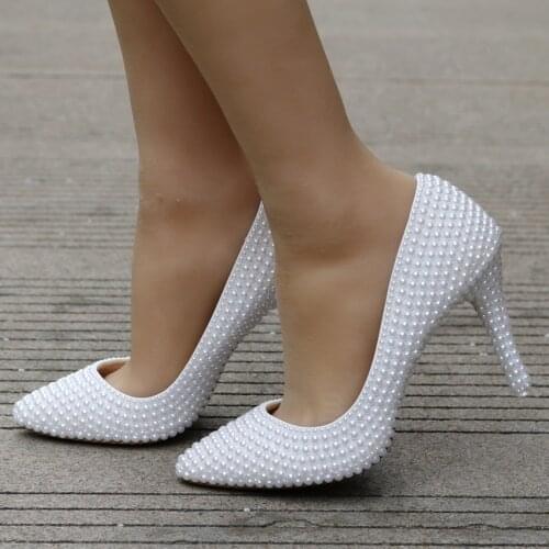 Crystal Queen High Thin Heels Shoes Women Pumps Beige Pearls Bride Shoes Female 9cm Heels Wedding Beads Party Ladies Shoes