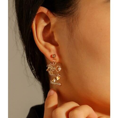 Punk Crazy Twist Dragon Drop Earrings for Women Fashion Gold Color Metal Animal Earrings Female Pearl Brinco Chinese Jewelry
