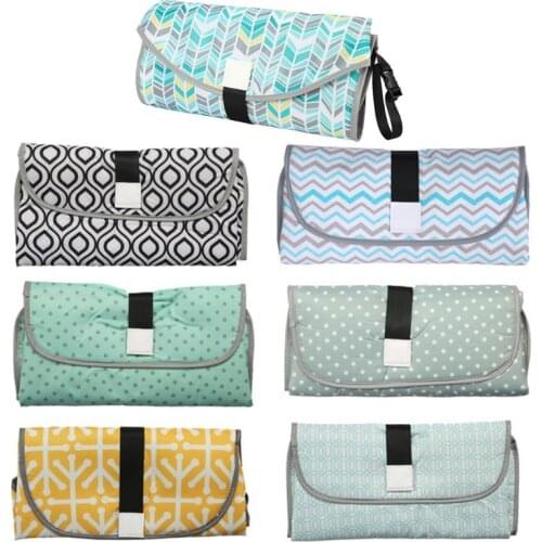 2021 New Newborns Portable Foldable Diaper Waterproof Baby Change Mat Travel Changing Pad