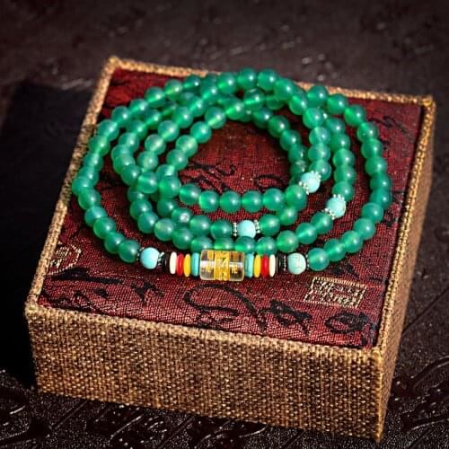 OIQUEI Necklaces