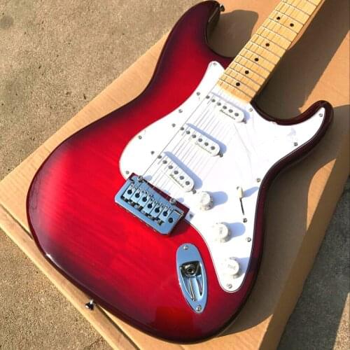 2021 High quality FDST-1057, 3TS red color ,solid body with maple flame top, white pickguard ,Maple fretboard, electric guitar