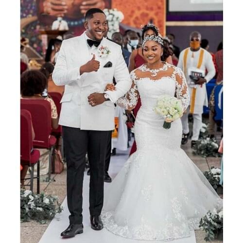 Vintage Lace Appliques Plus Size Wedding Bridal Dresses O Neck Long Sleeve Sweep Train Bridal Gowns