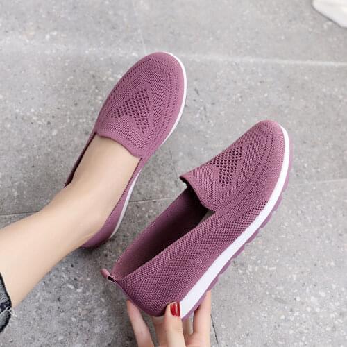 Women Casual Shoes Light Sneakers Breathable Mesh Summer knitted Vulcanized Shoes Outdoor Slip-On Sock Shoes Plus Size Tennis