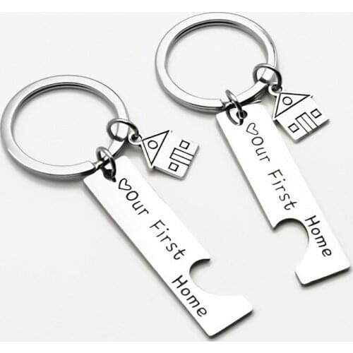 2pcs Latest Valentines Day Gift for Boyfriend Girlfriend Couple Keychain Heart Love for Birthday Gift Souvenirs Lovers Presents