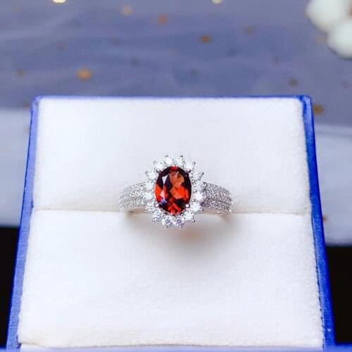 Natural garnet Ring 925 Silver Natural gemstones specialize in beautiful colours, fashionable designs and cheap prices