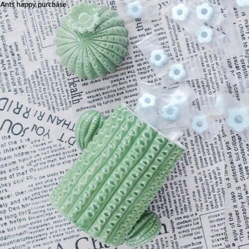 Green Cactus Storage Tank Decorative Ceramic Jar Candy Jar Cotton Swab Box Toothpick Holder Seasoning Dish Decor Storage Bottle