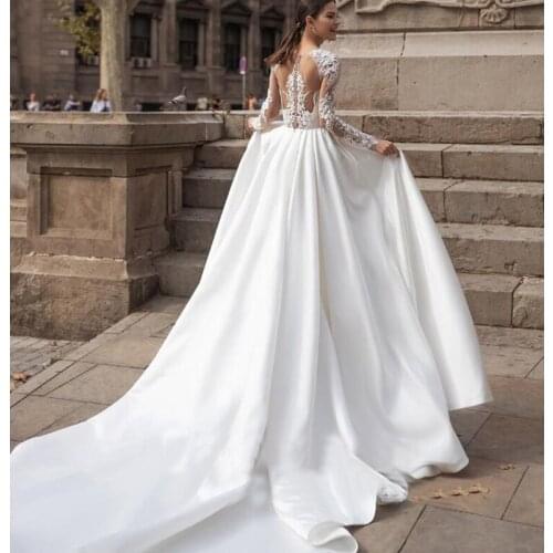 Up．Sky Long Wedding Dresses