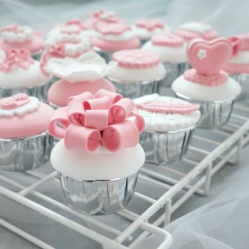 Simulation fondant cup cake Pink cute little cake Pink control Cute snack photography props