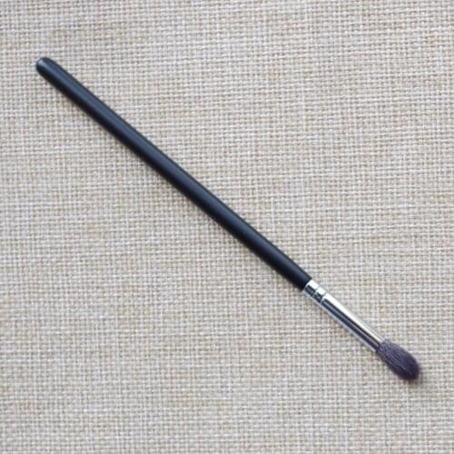 K222 Professional Handmade Makeup Brushes Soft Blue Squirrel Goat Hair Eye Shadow Blending Brush Black Handle Make Up Brush