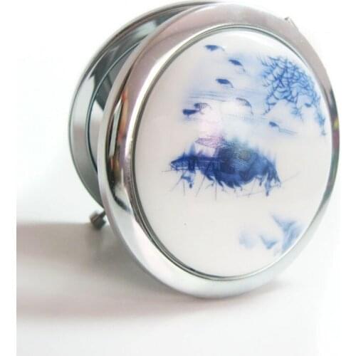 Jingdezhen creative mirror blue and white porcelain chinese style , ceramic jewelry folding makeup mirror