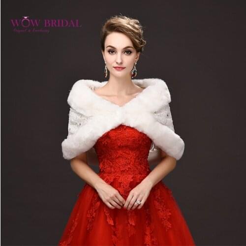 Wowbridal 2021 Graceful Wedding Jacket Faux Fur Collar Embroidery Appliqued Crystal Beaded Shawl Bridal Coat Accessories