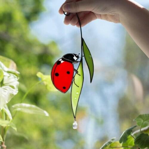Ladybug Suncatcher Stained Glass Window Hangings Decorative Outdoor Ornaments For Home Garden Insect Wall Decorations G2