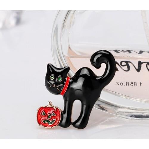 Terrified Cat Brooch Horror Pumpkin Brooches for Women Enamel Pins Brooches Jewelry Hallowmas Accessories