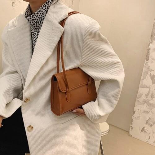 Fashion Textured European and American Retro Ladies Bag Simple One-shoulder Female Bag Oily Leather Western Style Briefcase