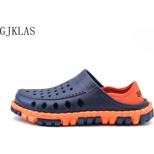 Sandals for Men Outdoor Casual Shoes Hollow Out Summer Shoes Men Beach Sandals Slip-On Fashion Close Toe Shoes Mens Sandals