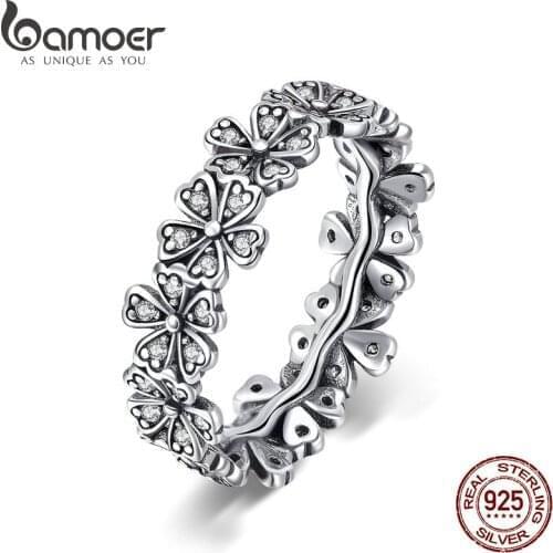 BAMOER 925 Sterling Silver Flowers Finger Rings Dazzling Daisy Meadow Stackable Ring, Clear CZ For Women Wedding Jewelry SCR397